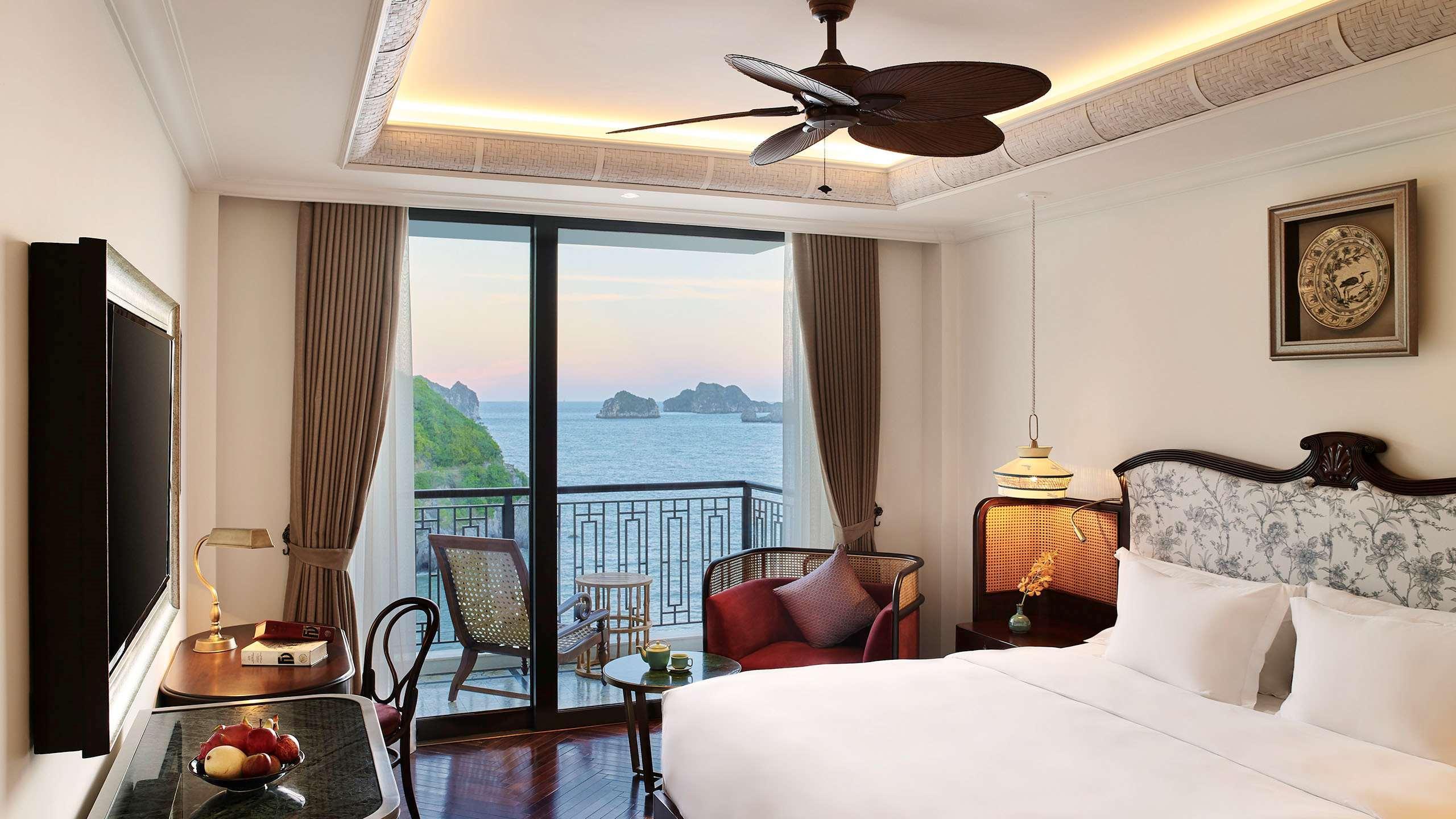 Hotel Perle D'Orient Cat Ba - Mgallery Chan Chau Exteriör bild A room at Vinpearl Hotel Nha Trang