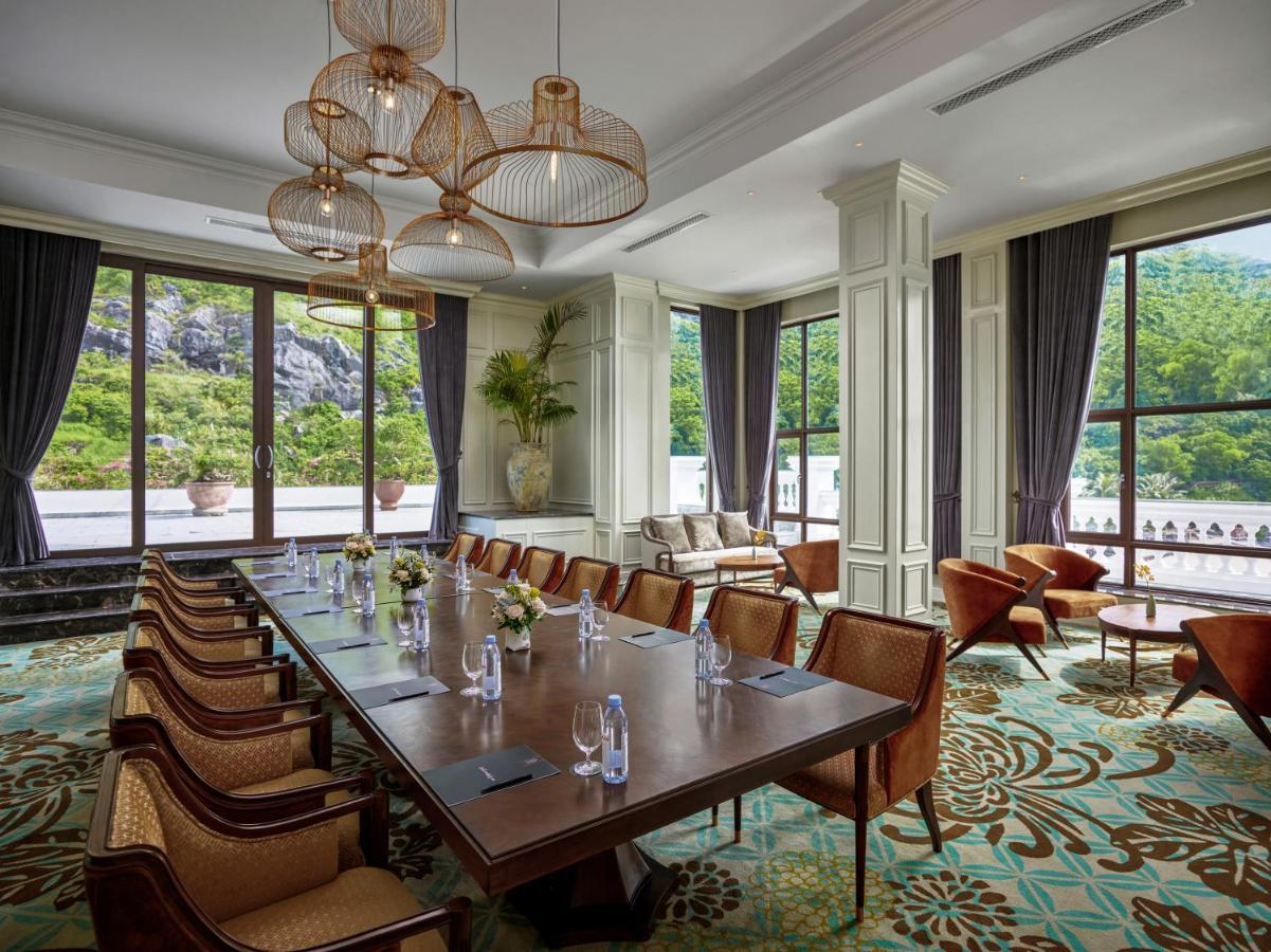 Hotel Perle D'Orient Cat Ba - Mgallery Chan Chau Exteriör bild Meeting room at The Westin Da Lat